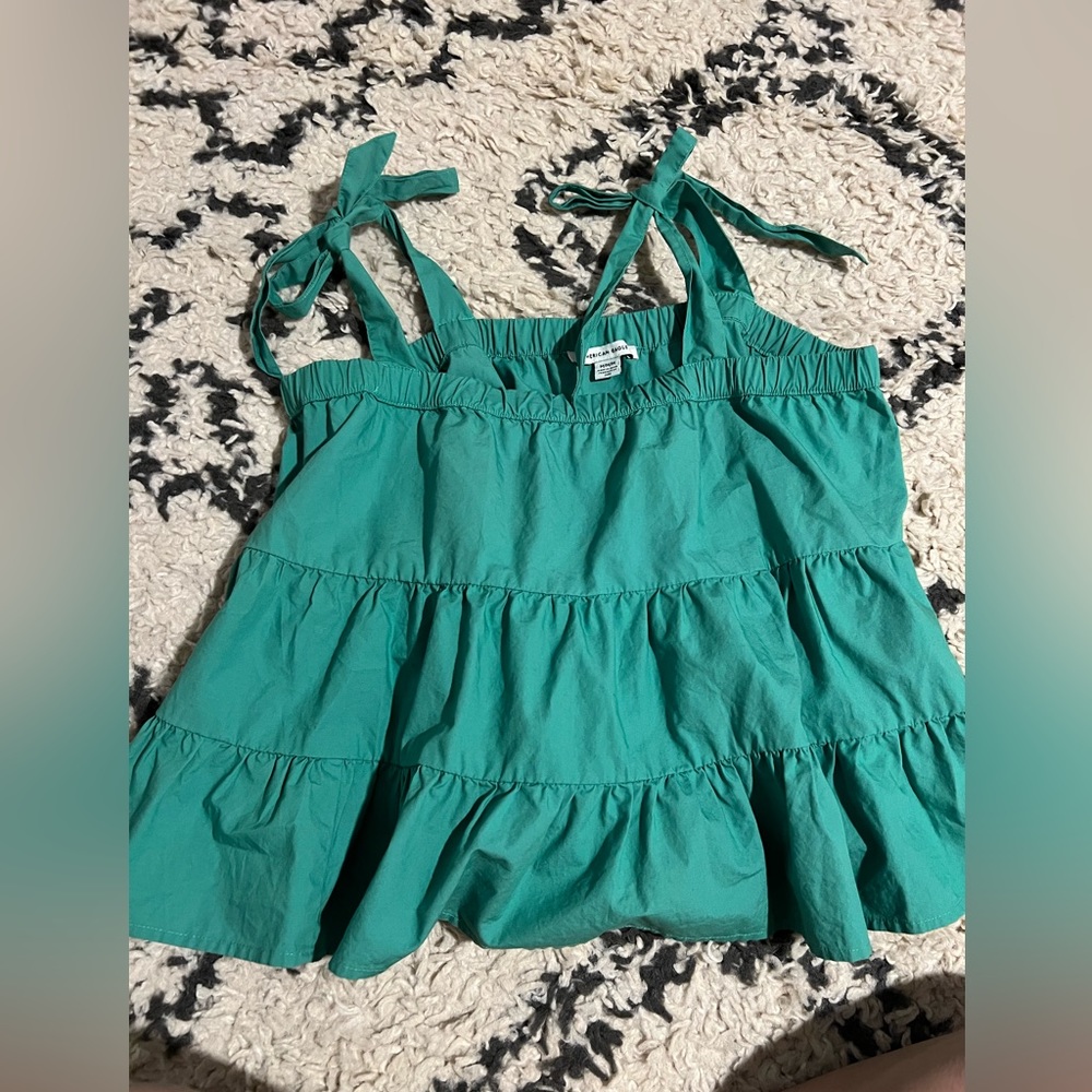 American Eagle Green Ruffled Top Tie Sleeves